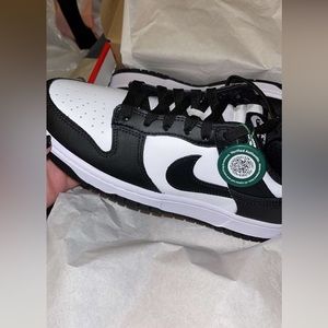 Panda Nike dunk low retro